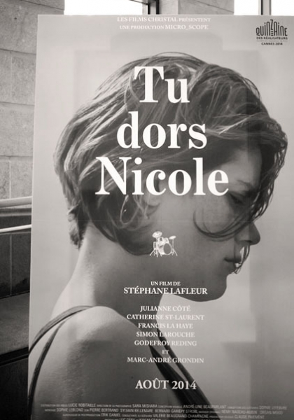 Смотреть трейлер Tu dors Nicole (2013)