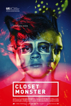 Смотреть трейлер Closet Monster (2017)