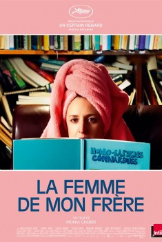 Смотреть трейлер La Femme de mon frère (2019)