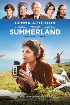 Смотреть трейлер Summerland (2020)